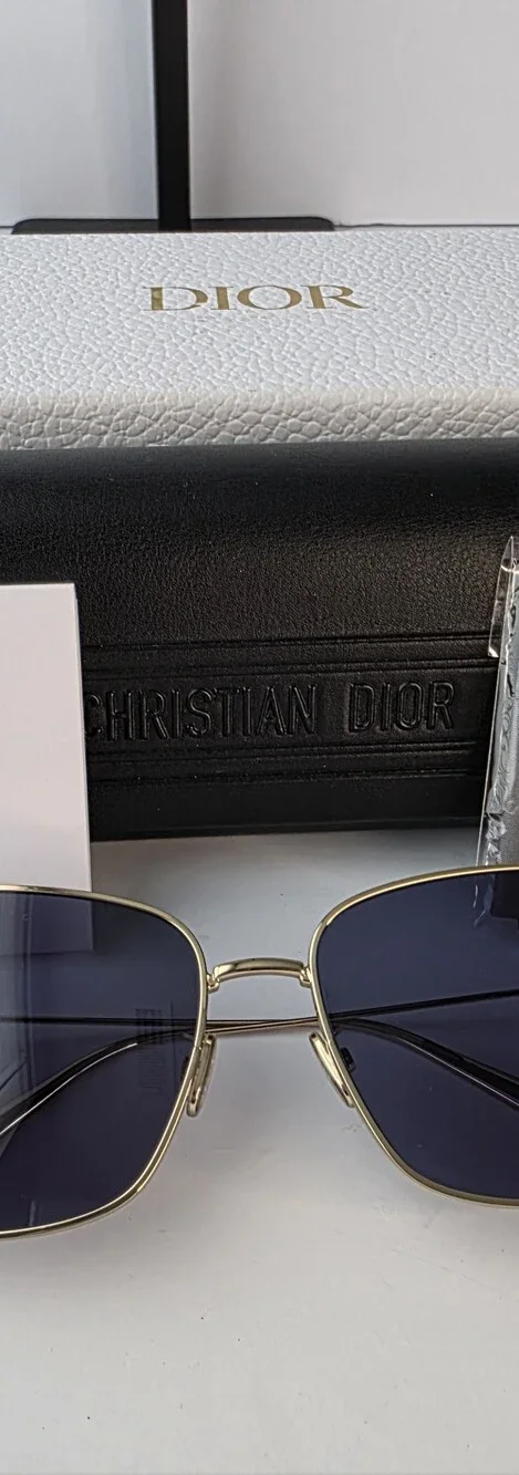 Dior elegant sunglasses